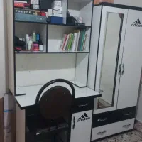 کمد و میز تحریر