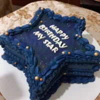 کیک سفارشی لیمونا