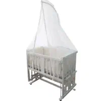 تخت کنار مادر