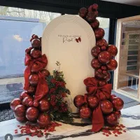 دیزاین یلدایی با گل ارایی و بادکنک آرایی|خدمات پذیرایی، مراسم|مشهد, جاهد شهر|دیوار