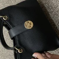 کیف|کیف، کفش، کمربند|قم, باجک دو|دیوار