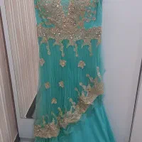 پیراهن مجلسی کار شده در حد نو