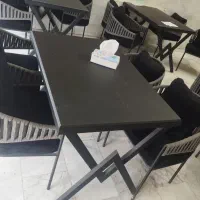 میز و صندلی