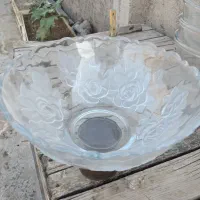 یک عددمیوه خوری نشکن درحد نو گل دارطرح