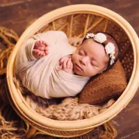 عکاسی نوزاد رایگان در منزل