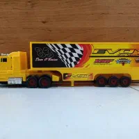 کامیون پلاستیکی اسباب بازی