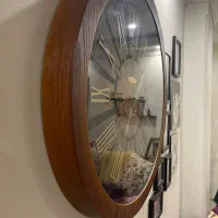 ساعت دیواری