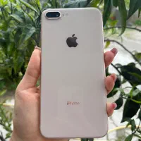 آیفون 8 پلاس