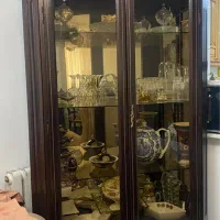 بوفه شیشه ای در حد نو