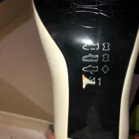 کفش پاشنه بلند|کیف، کفش، کمربند|رشت, معلم|دیوار