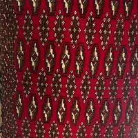 مخطع قرمز زرشکی