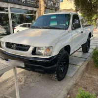 ماشین تویوتا هایلوکس