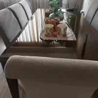 فروش میز ناهارخوری ۸نفره و ۸ عدد صندلی
