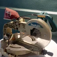 فارسی بر ماکیتا ژاپنی