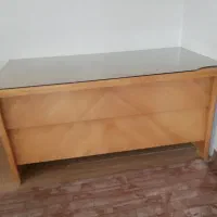 میز کار بزرگ وصندلی برای مغازه و بنگاه و...
