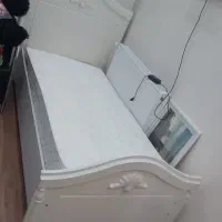 تخت کودک و نوجوان