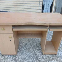میز کامپیوتر
