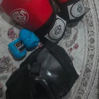 ست دستکش و کلاه بوکس
