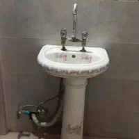 روشویی با پایه