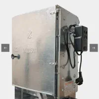 یک عدد کباب پز کار کرده