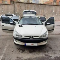 پژو ۲۰۶ مدل ۹۹ موتور در حدصفره داخل ماشین اکبند