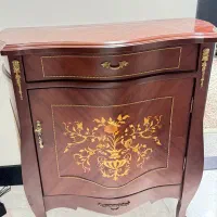 کنسول ایتالیایی