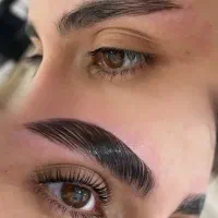 ۱۰ درصد تخفیف آموزش لیفت ابرو و مژه