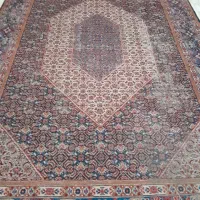 دوتا عدد قالی دستباف قدیمی