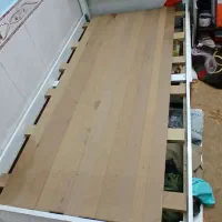 تخت خواب یک نفر