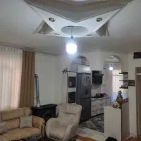 ۶۰ متری، میدان معلم، فول امکانات