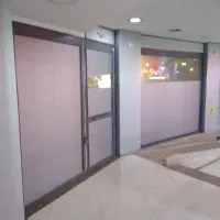 ۳۳ متری مناسب برای ناخن کاری و ارایشگاه ها