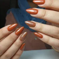 تخفیف کاشت ناخن و خدمات (همراه با هدیه)