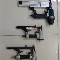 میخ کوب .منگنه کوب