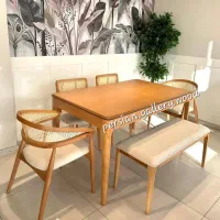 آتریسا میز ناهار خوری کم‌جا با طراحی هماهنگ آورا