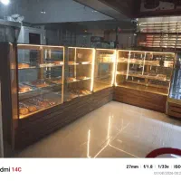 نیازمند شاطر لواش تنوری در نانوایی