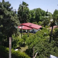 نظافت کار خانم با سلیقه