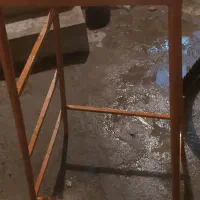 چهارپایه آهنی