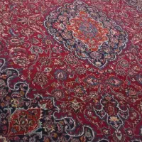 یک عدد فرش ۱۲ متری دستبافت قیمت ۱۵ تومن