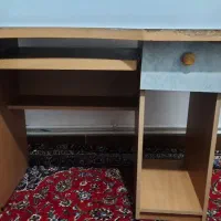 میز کامپیوتر و تحریر