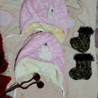 ست بافت دخترانه|کفش و لباس بچه|شیراز, میانرود|دیوار