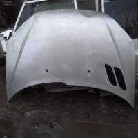 کاپوت دویست شش و صندوق و یه صندلی