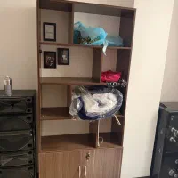 میز اداری و کتابخانه