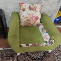 ۲دست مبل.سرویس خواب.یخچال.فریزر.اینه شمدان|مبلمان خانگی و میز عسلی|گرمسار, |دیوار