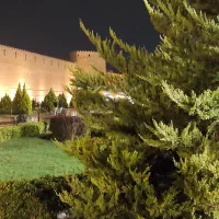 نیازمند نظافتچی خانم‌.تمیزکار