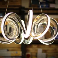 توجه توجه توجه،، منتقل شدیم|لوستر و چراغ آویز|گلبهار, شهر جدید گلبهار|دیوار