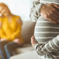 خواهان رحم اجاره ای