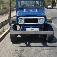 تویوتا لندکروز 2f