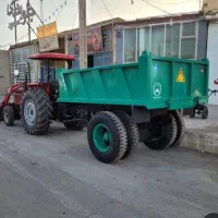 تراکتور و تریلی با راننده