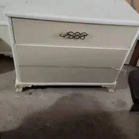 تخت دو نفره   همراه تشک دراور پا تختی با اینه|تخت و سرویس خواب|صومعه‌سرا, |دیوار