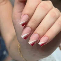 کلیه خدمات آرایشی و آموزشی درکلیه لاین ها|خدمات آرایشگری و زیبایی|اصفهان, وحید|دیوار